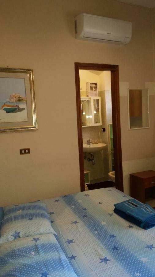 Monolocale Seaside Apartment Reggio Calabria Exterior photo